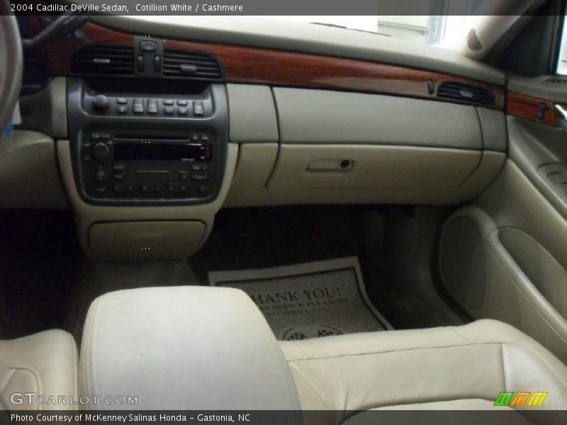 Cotillion White / Cashmere 2004 Cadillac DeVille Sedan