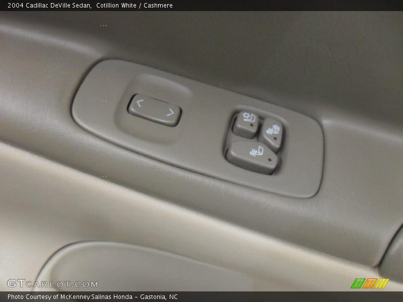 Cotillion White / Cashmere 2004 Cadillac DeVille Sedan