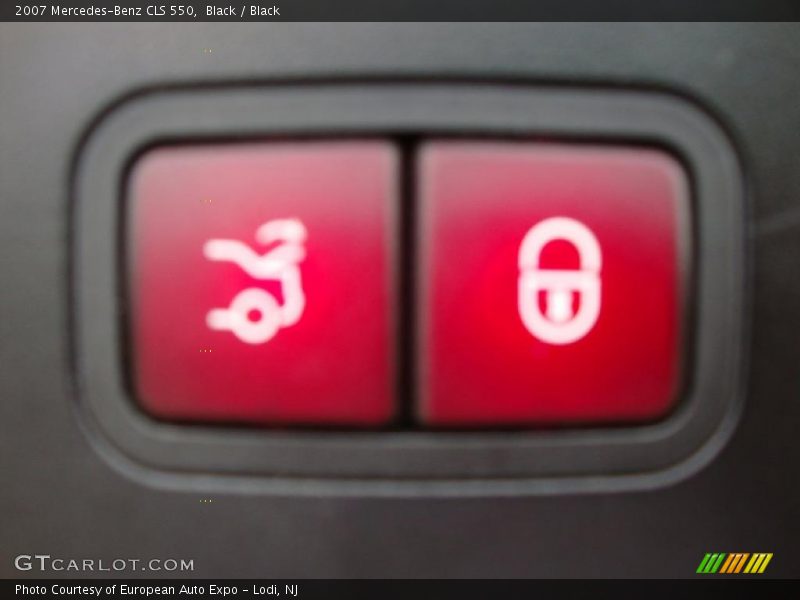Black / Black 2007 Mercedes-Benz CLS 550