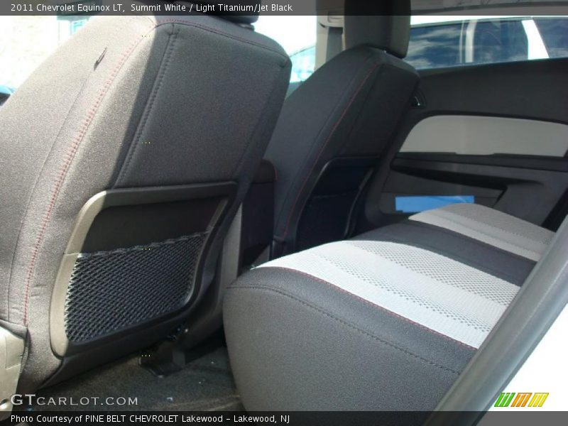 Summit White / Light Titanium/Jet Black 2011 Chevrolet Equinox LT