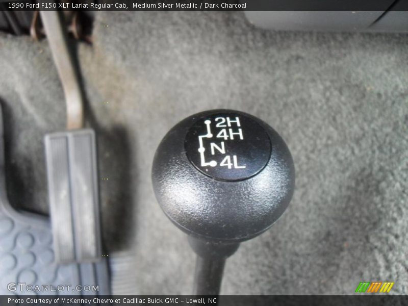 Controls of 1990 F150 XLT Lariat Regular Cab