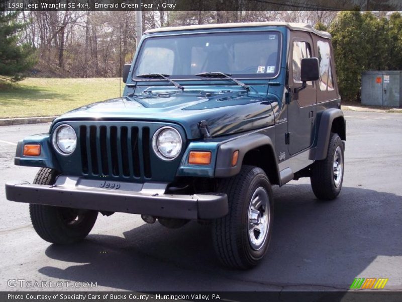 Emerald Green Pearl / Gray 1998 Jeep Wrangler SE 4x4