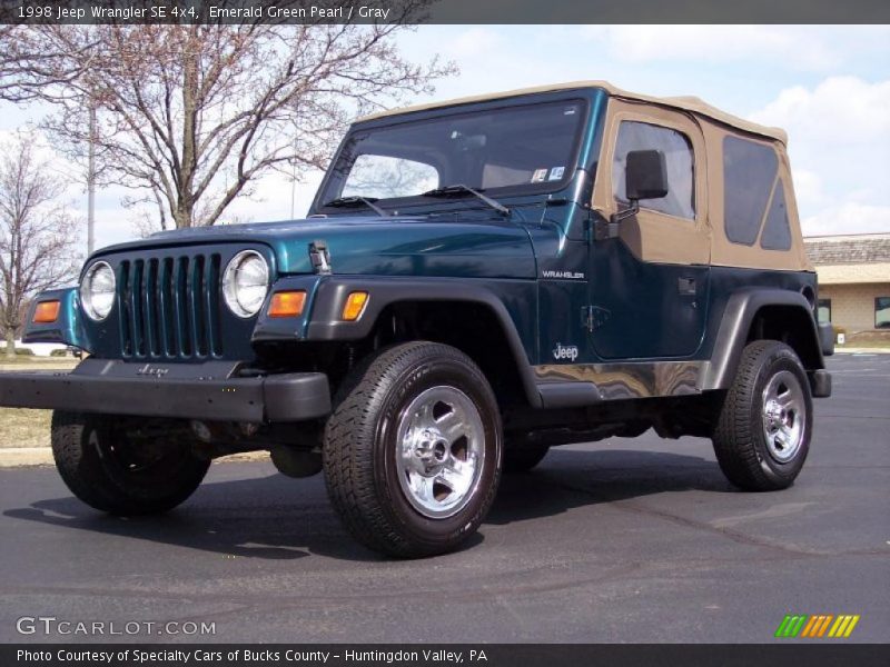 Emerald Green Pearl / Gray 1998 Jeep Wrangler SE 4x4