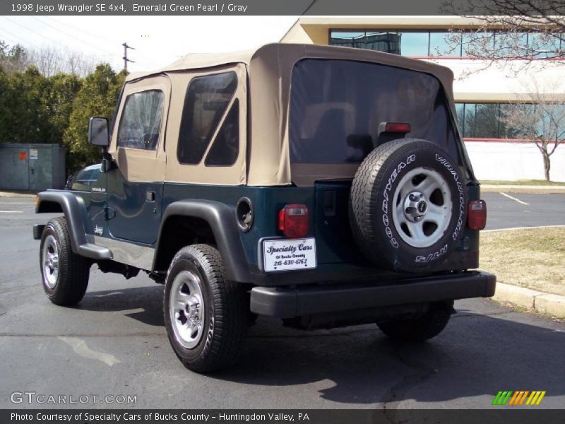 Emerald Green Pearl / Gray 1998 Jeep Wrangler SE 4x4