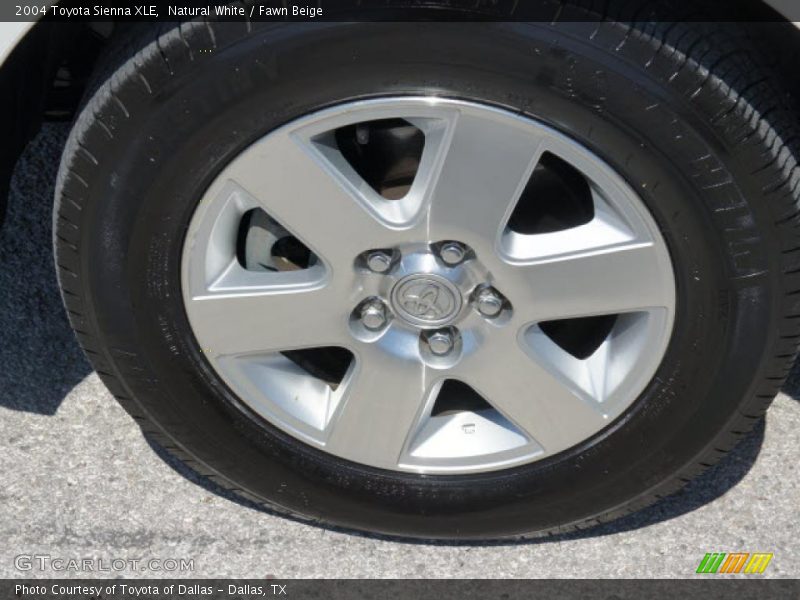 Natural White / Fawn Beige 2004 Toyota Sienna XLE
