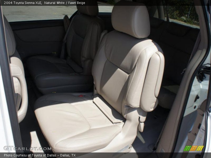 Natural White / Fawn Beige 2004 Toyota Sienna XLE