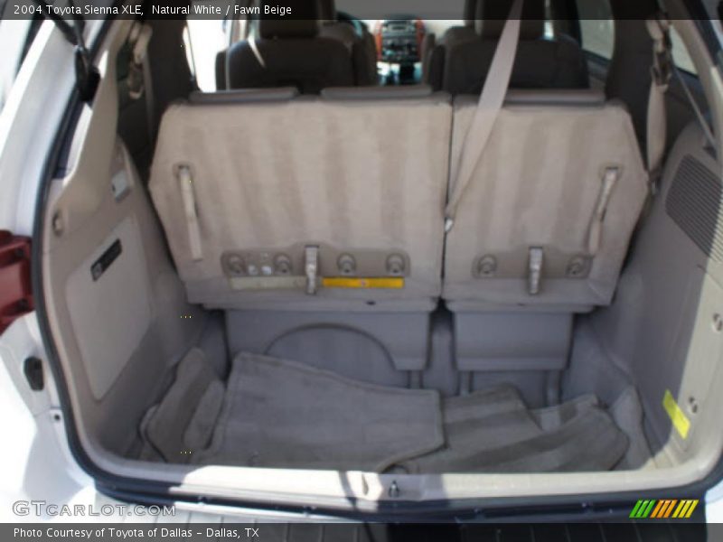 Natural White / Fawn Beige 2004 Toyota Sienna XLE