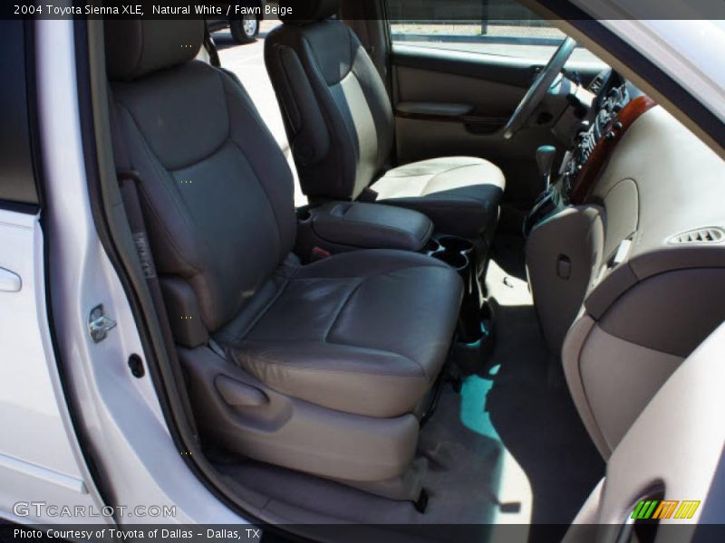 Natural White / Fawn Beige 2004 Toyota Sienna XLE