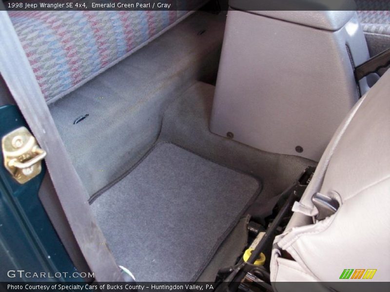 Emerald Green Pearl / Gray 1998 Jeep Wrangler SE 4x4