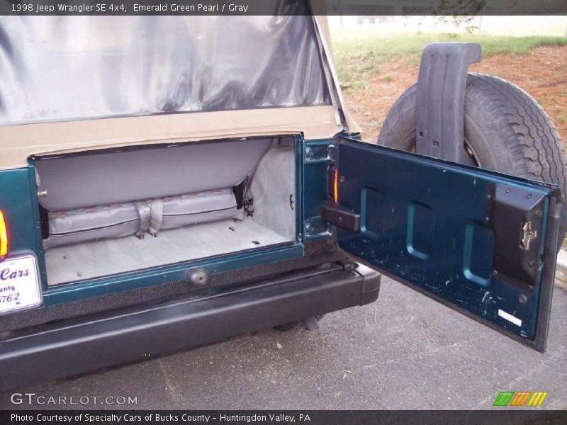 Emerald Green Pearl / Gray 1998 Jeep Wrangler SE 4x4