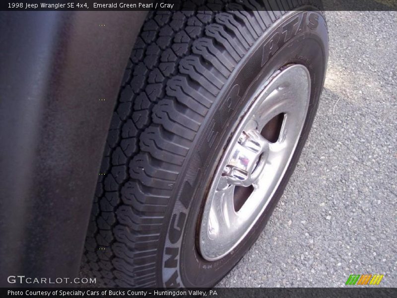 Emerald Green Pearl / Gray 1998 Jeep Wrangler SE 4x4