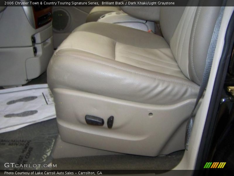 Brilliant Black / Dark Khaki/Light Graystone 2006 Chrysler Town & Country Touring Signature Series