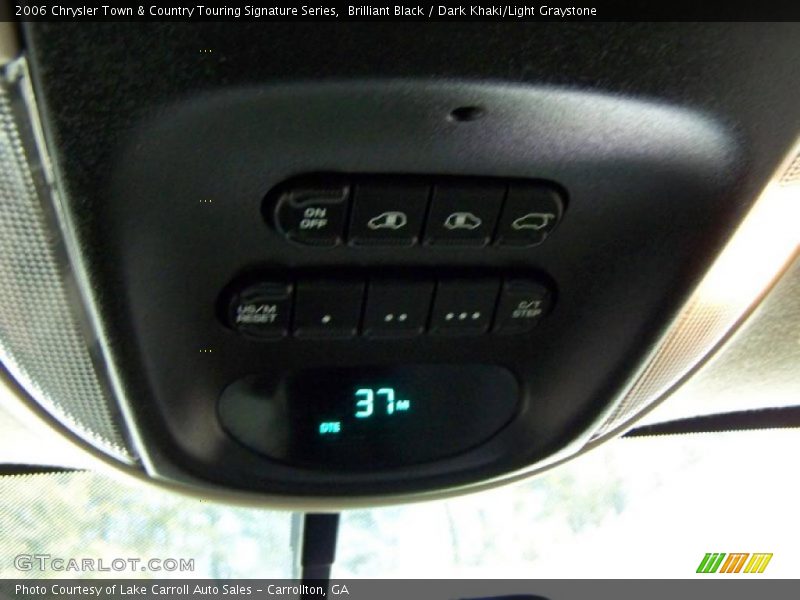 Brilliant Black / Dark Khaki/Light Graystone 2006 Chrysler Town & Country Touring Signature Series