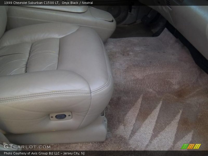 Onyx Black / Neutral 1999 Chevrolet Suburban C1500 LT