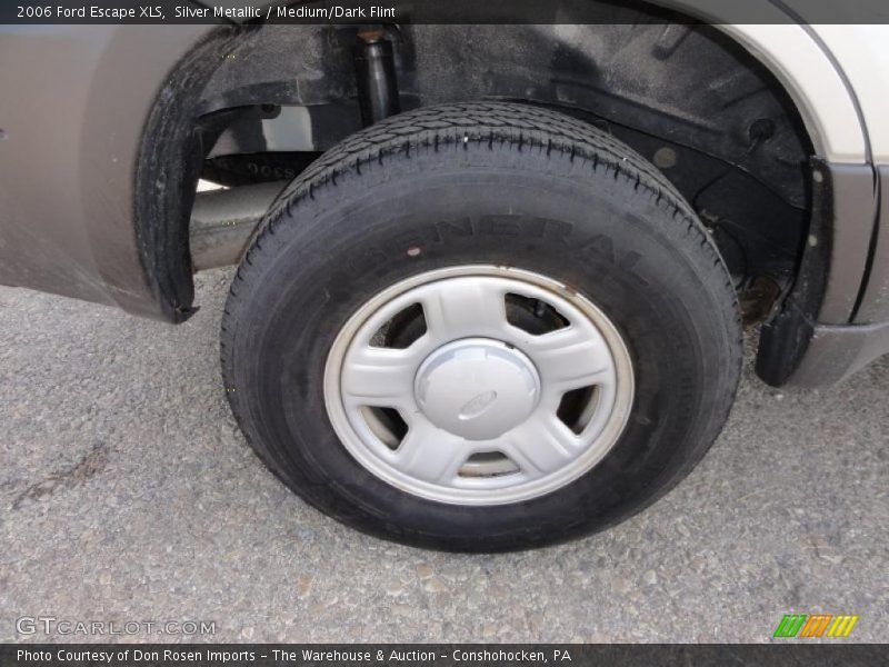 Silver Metallic / Medium/Dark Flint 2006 Ford Escape XLS