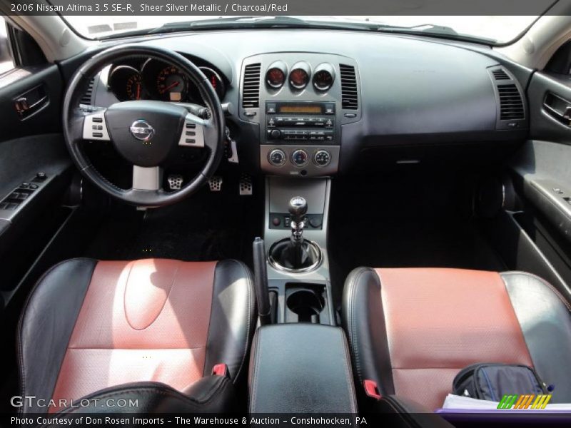 Dashboard of 2006 Altima 3.5 SE-R