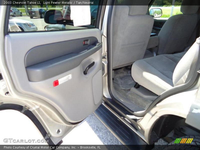 Light Pewter Metallic / Tan/Neutral 2003 Chevrolet Tahoe LS