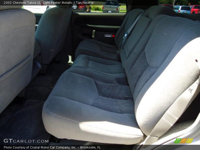 Light Pewter Metallic / Tan/Neutral 2003 Chevrolet Tahoe LS