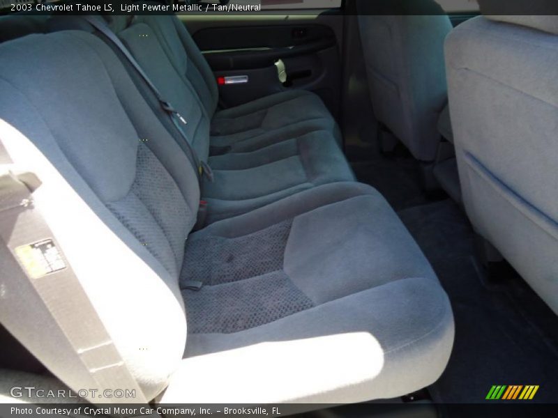 Light Pewter Metallic / Tan/Neutral 2003 Chevrolet Tahoe LS