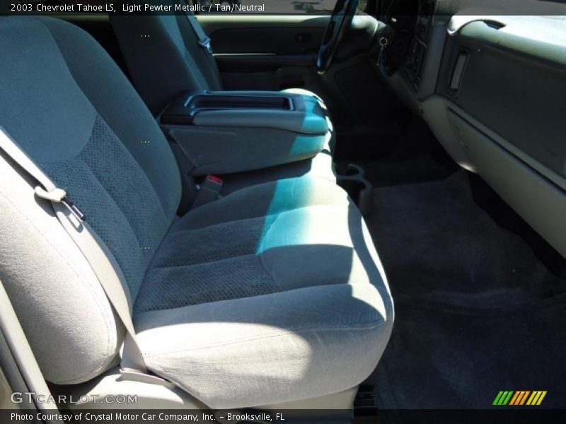 Light Pewter Metallic / Tan/Neutral 2003 Chevrolet Tahoe LS