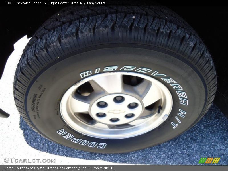 Light Pewter Metallic / Tan/Neutral 2003 Chevrolet Tahoe LS