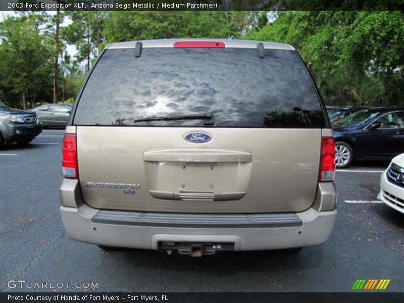 Arizona Beige Metallic / Medium Parchment 2003 Ford Expedition XLT