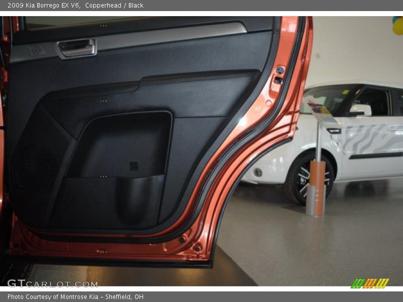 Copperhead / Black 2009 Kia Borrego EX V6