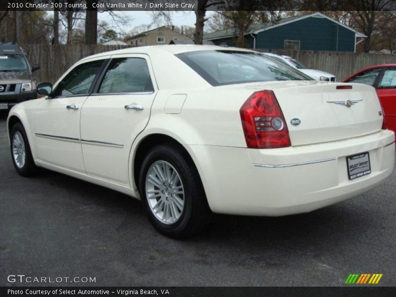 Cool Vanilla White / Dark Slate Gray 2010 Chrysler 300 Touring
