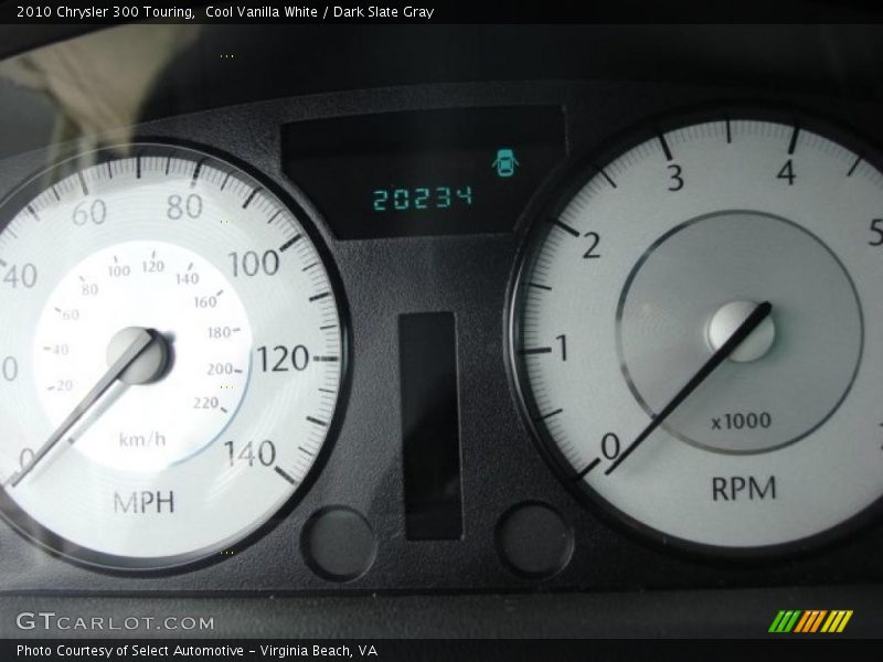 Cool Vanilla White / Dark Slate Gray 2010 Chrysler 300 Touring