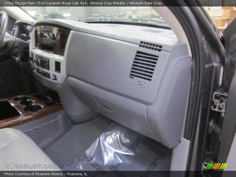 Mineral Gray Metallic / Medium Slate Gray 2009 Dodge Ram 3500 Laramie Mega Cab 4x4