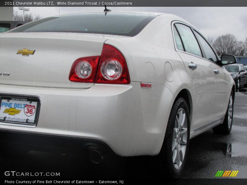 White Diamond Tricoat / Cocoa/Cashmere 2011 Chevrolet Malibu LTZ