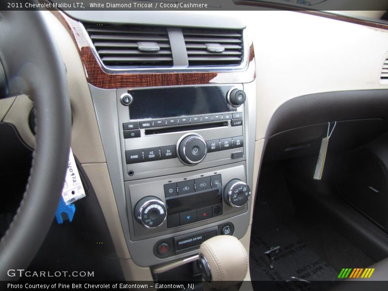 White Diamond Tricoat / Cocoa/Cashmere 2011 Chevrolet Malibu LTZ