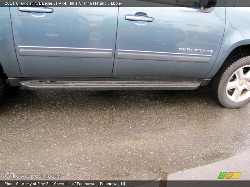 Blue Granite Metallic / Ebony 2011 Chevrolet Avalanche LT 4x4