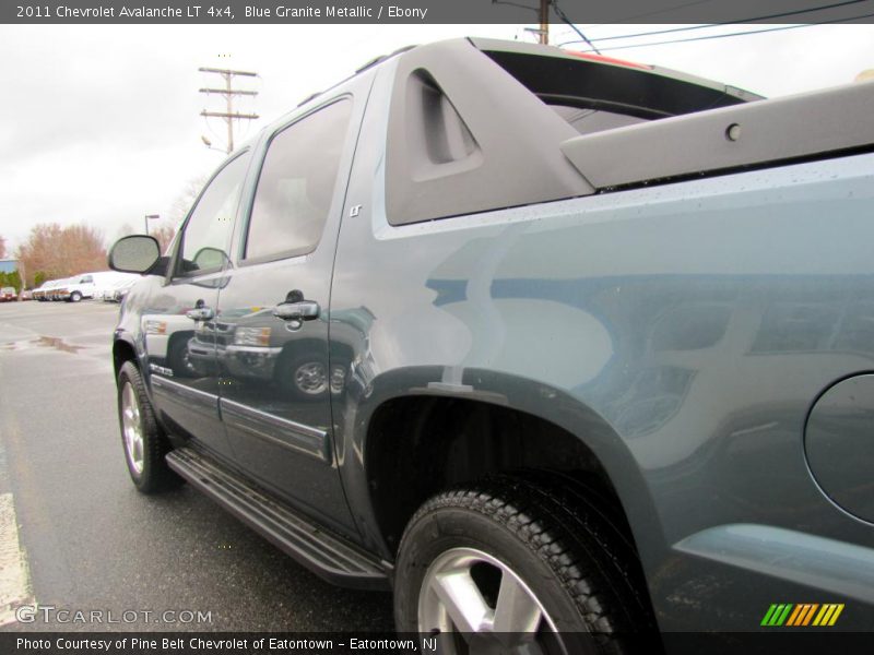Blue Granite Metallic / Ebony 2011 Chevrolet Avalanche LT 4x4