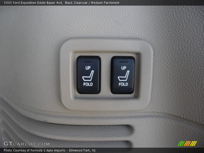 Black Clearcoat / Medium Parchment 2003 Ford Expedition Eddie Bauer 4x4