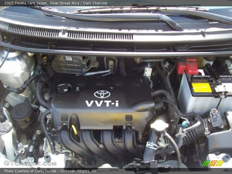 Silver Streak Mica / Dark Charcoal 2007 Toyota Yaris Sedan