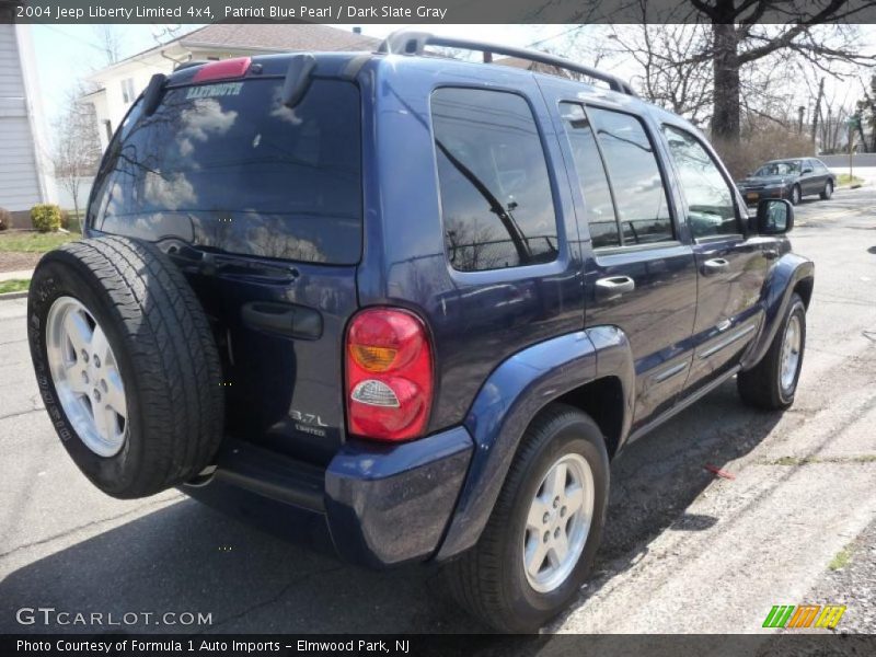 Patriot Blue Pearl / Dark Slate Gray 2004 Jeep Liberty Limited 4x4