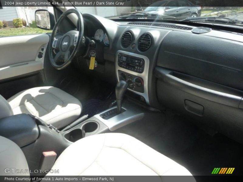 Patriot Blue Pearl / Dark Slate Gray 2004 Jeep Liberty Limited 4x4