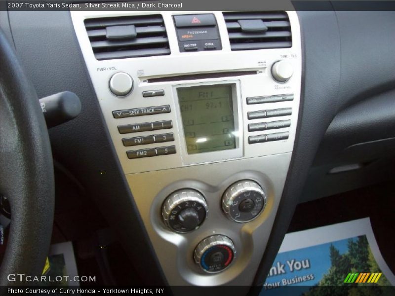 Silver Streak Mica / Dark Charcoal 2007 Toyota Yaris Sedan