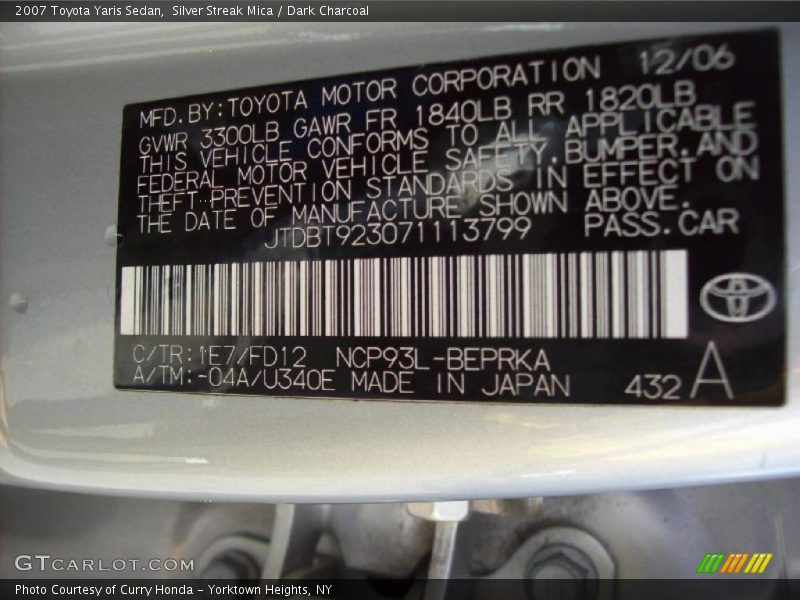 Silver Streak Mica / Dark Charcoal 2007 Toyota Yaris Sedan