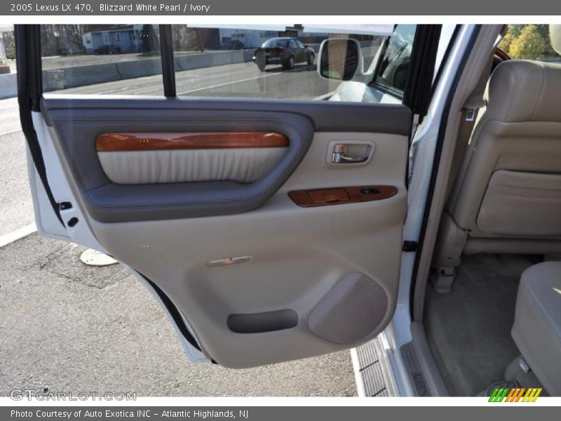 Blizzard White Pearl / Ivory 2005 Lexus LX 470