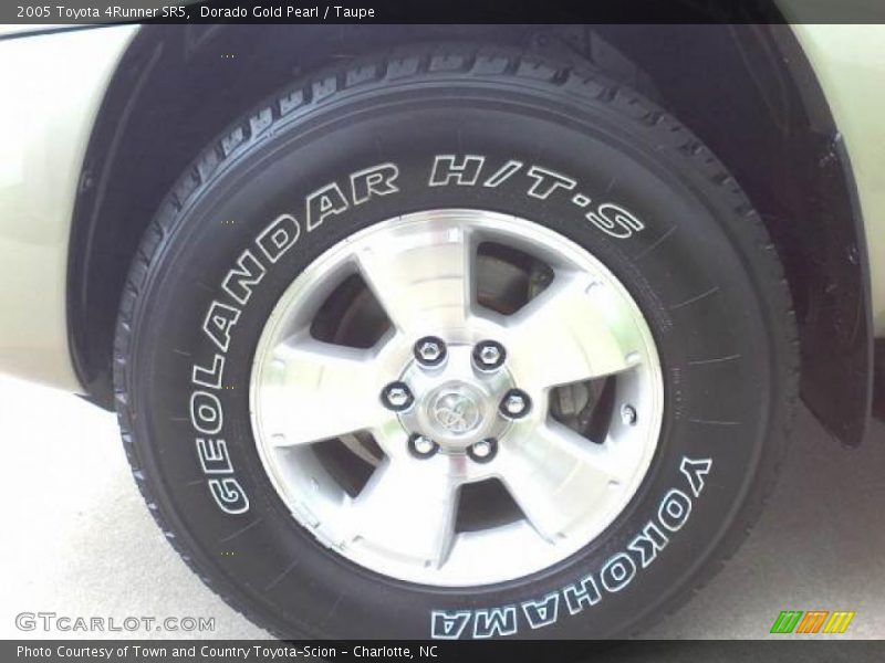 Dorado Gold Pearl / Taupe 2005 Toyota 4Runner SR5