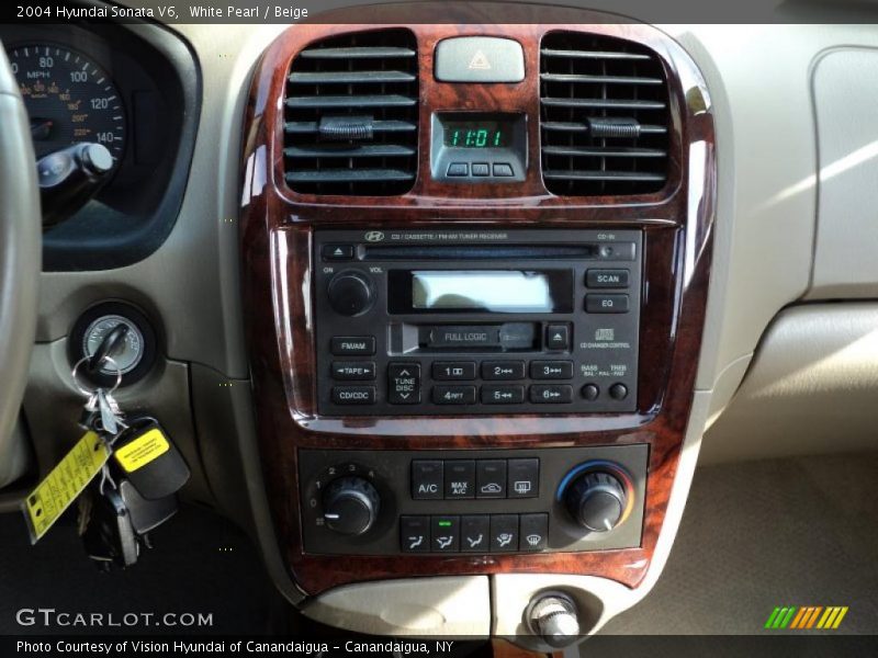 White Pearl / Beige 2004 Hyundai Sonata V6