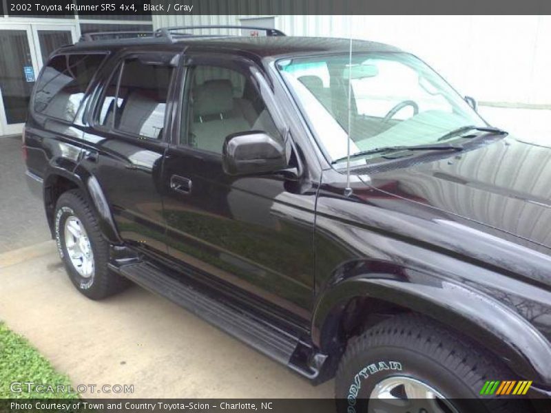 Black / Gray 2002 Toyota 4Runner SR5 4x4