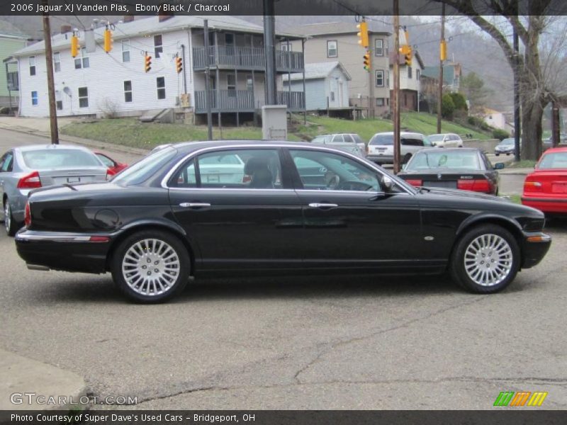 Ebony Black / Charcoal 2006 Jaguar XJ Vanden Plas