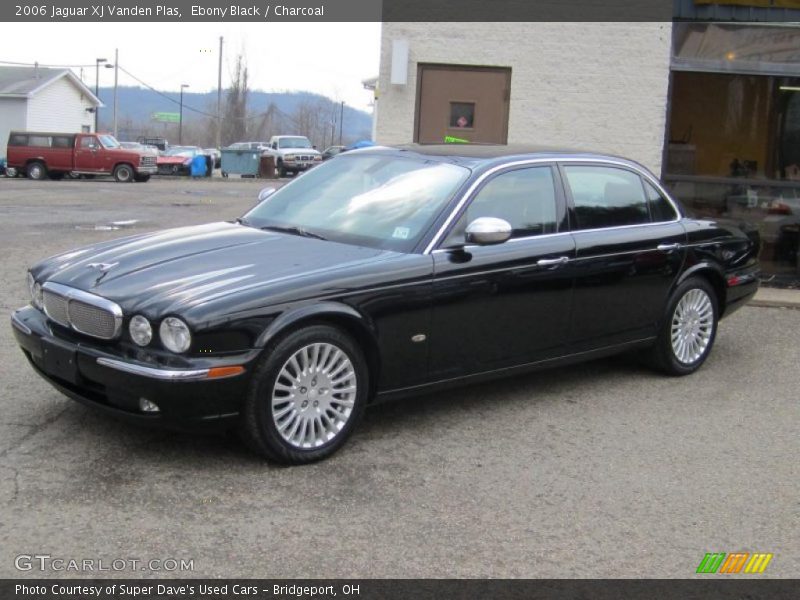 Ebony Black / Charcoal 2006 Jaguar XJ Vanden Plas