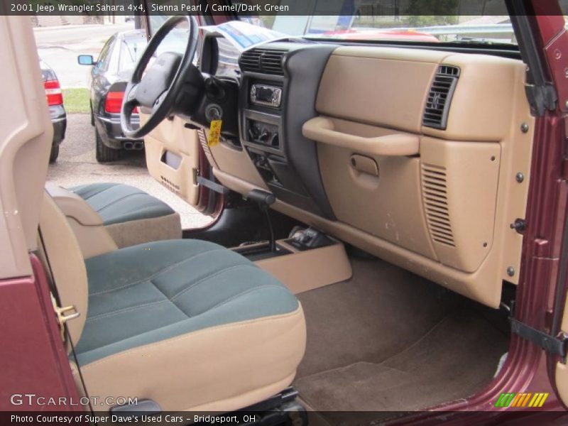  2001 Wrangler Sahara 4x4 Camel/Dark Green Interior