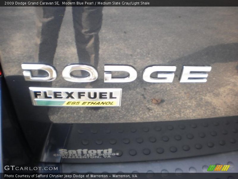 Modern Blue Pearl / Medium Slate Gray/Light Shale 2009 Dodge Grand Caravan SE