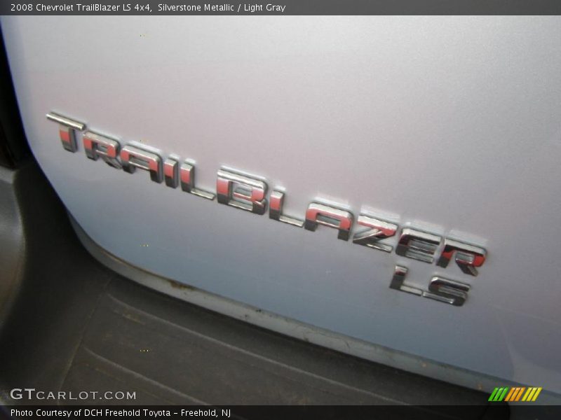 Silverstone Metallic / Light Gray 2008 Chevrolet TrailBlazer LS 4x4