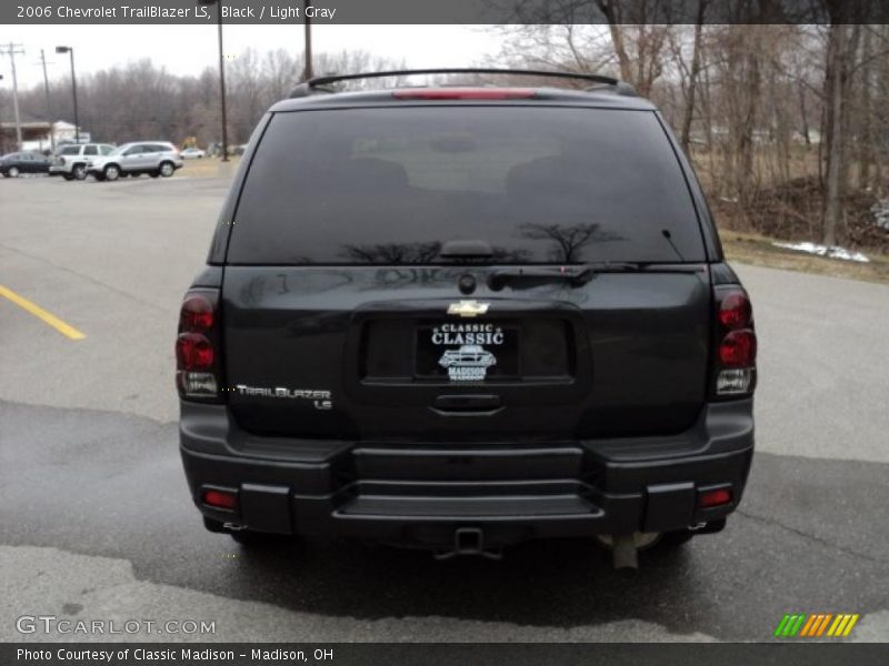 Black / Light Gray 2006 Chevrolet TrailBlazer LS